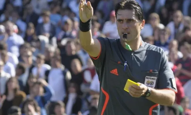 Ubriaco es el árbitro de la final