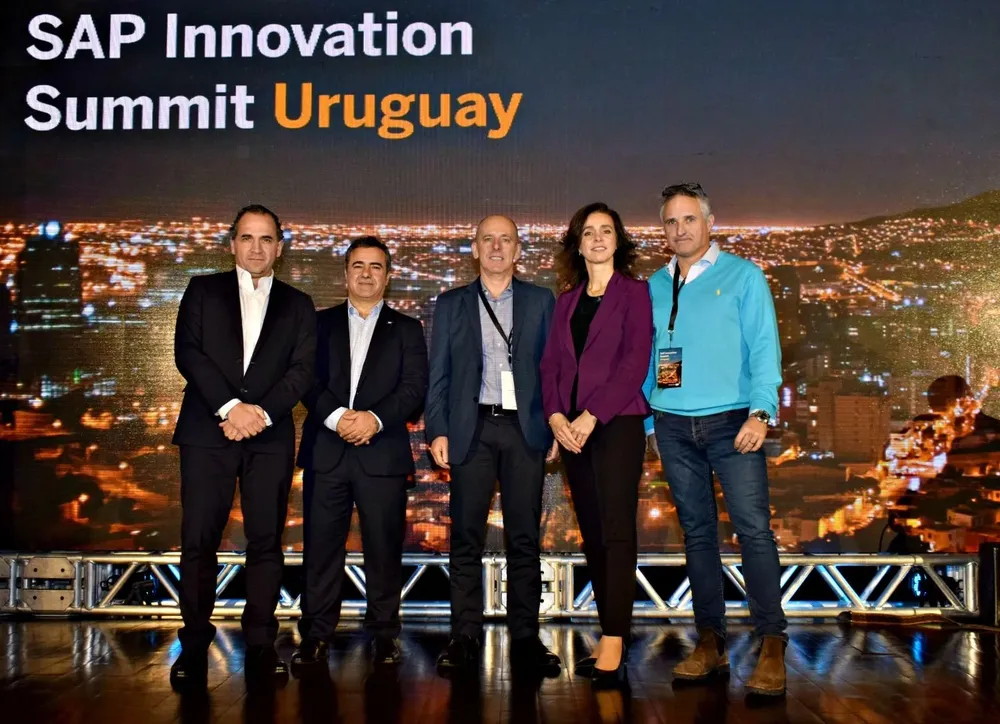 Leandro Estanga, Fernándo Armengaris, Leomas Goldoni, Claudia Boeri y Jorge Rama
