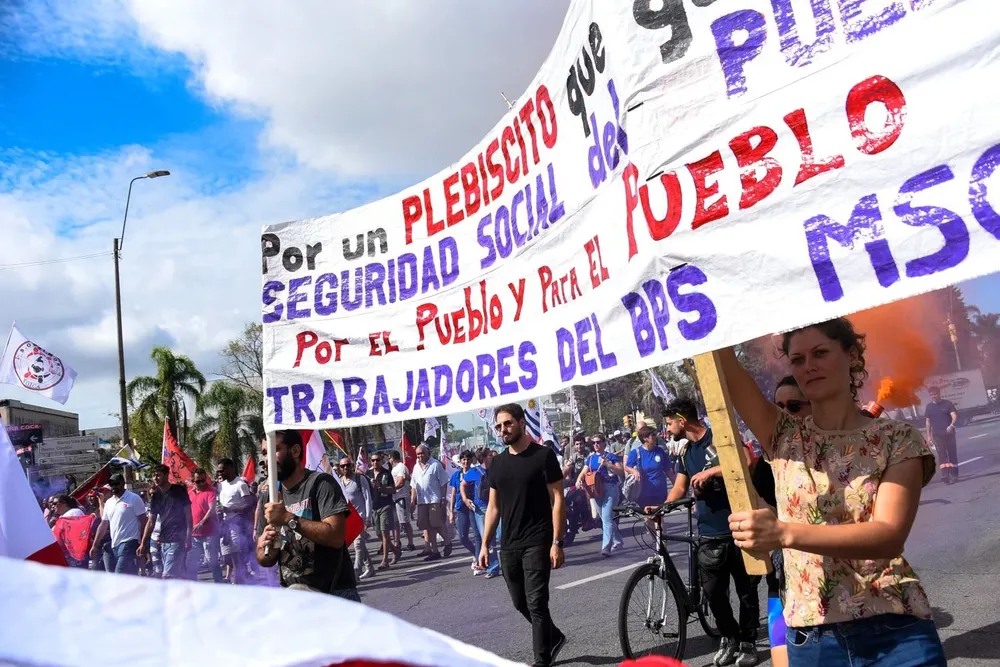 Archivo. Movilización del PIT CNT contra la reforma en marzo