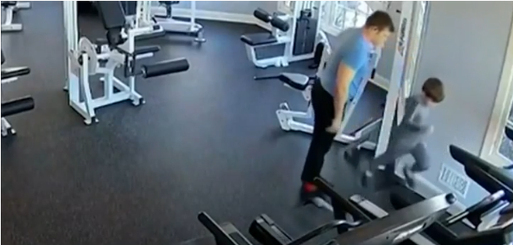 Captura del entrenamineto que Gregor le obligaba a hacer a Corey