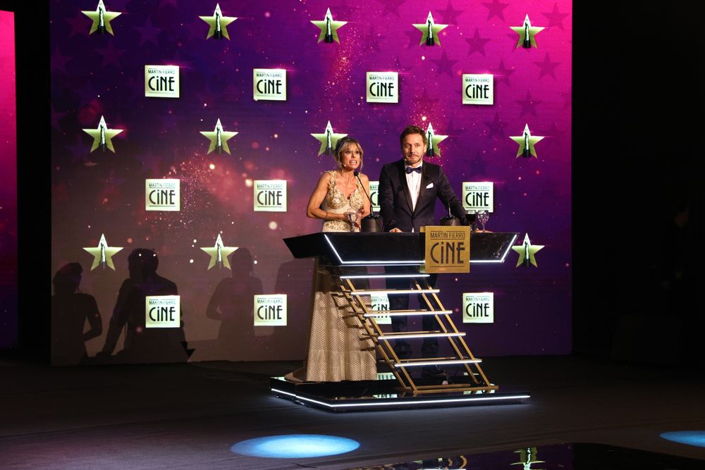 Mariana Fabbiani y Benjamín Vicuña. Mariana Fabbiani y Benjamín Vicuña.