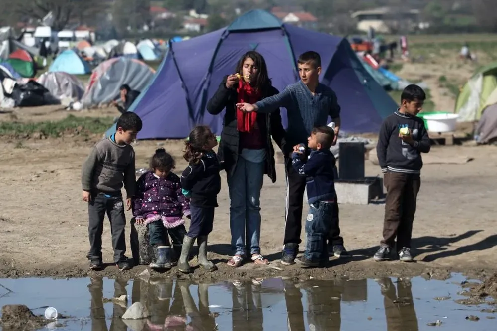 Refugiados en un campamento en Grecia.