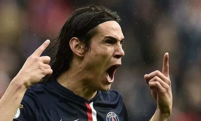 Edinson Cavani y su grito de gol, el salteño acumula 43 goles en 2016
