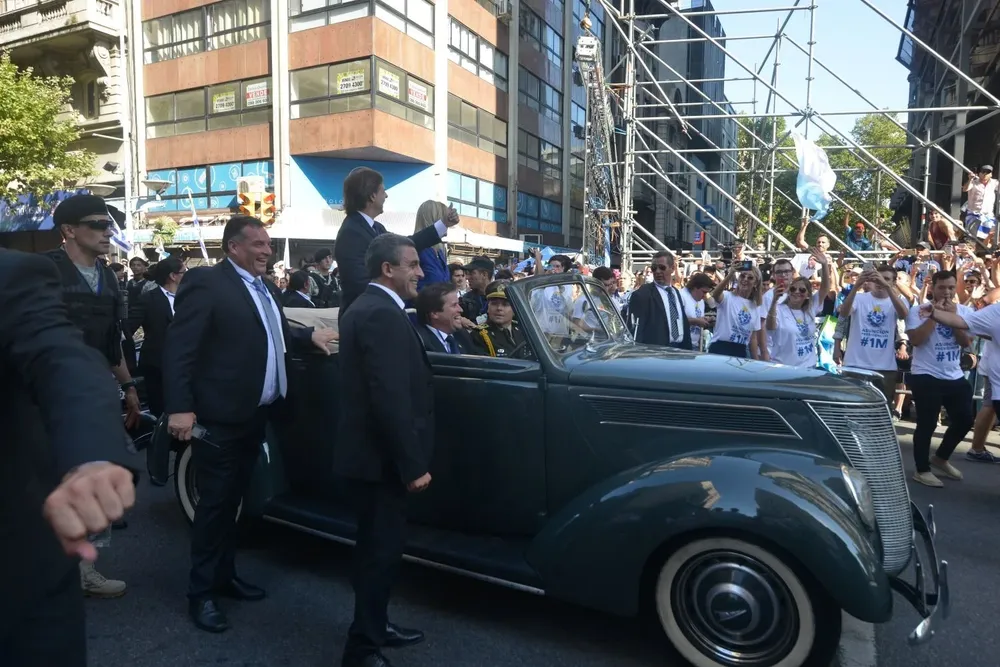 Alejandro Astesiano, custodio del presidente Lacalle Pou, el día de su asunción