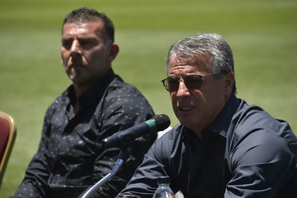 La continuidad de Bengoechea en Peñarol sigue siendo noticia