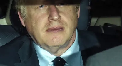 parlamento frena el brexit sin acuerdo y johnson pide elecciones anticipadas