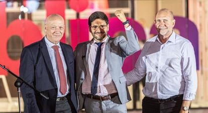 Pullaro inauguró un hospital en Rafaela y se mostró con Bonfatti y Perotti