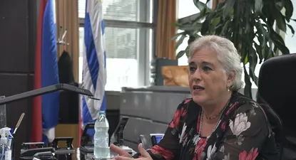 Presidenta de BHU: “Dicen que solo firmamos cuatro créditos diarios,  los invito a manejar el banco”