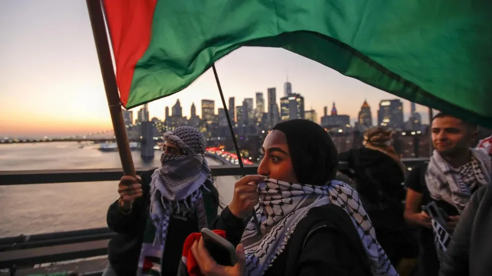 Las protestas para reclamar un alto el fuego y denunciar la crisis humanitaria en la Franja de Gaza se multiplicaron en Nueva York durante las últimas semanas.