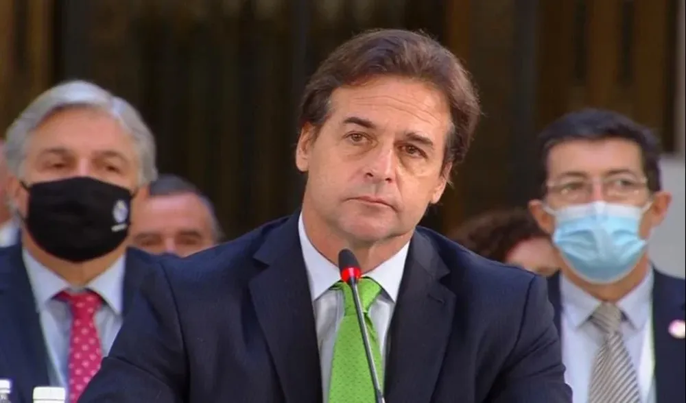 Luis Lacalle Pou en cumbre de la CELAC