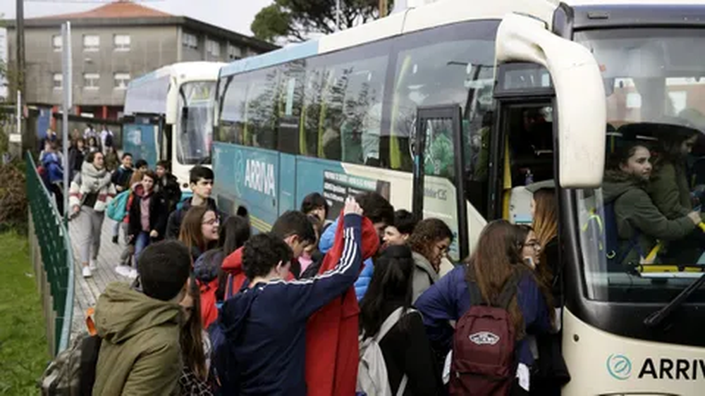 Caos de transporte por la huelga de autobuses.