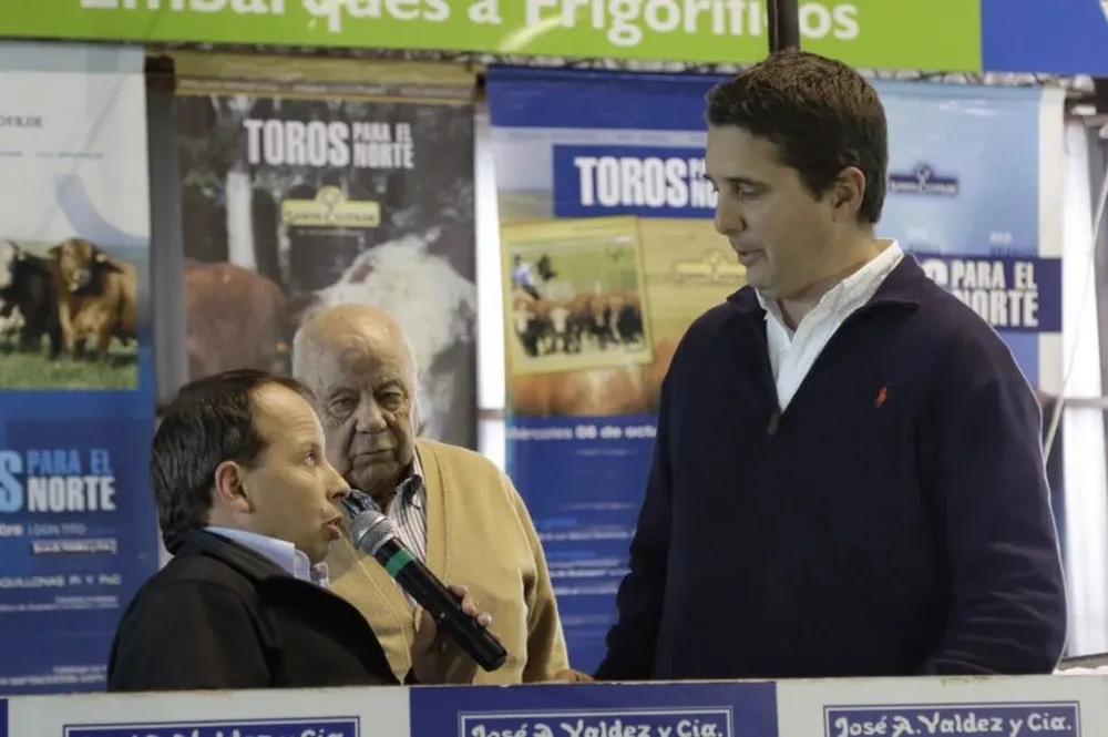 Pablo y Abayubá Valdez con Felipe Bove