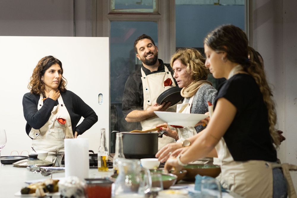 Cocina francesa, street food, India intensa, y vinos y picoteos son algunos de los talleres que ofrece el emprendimiento