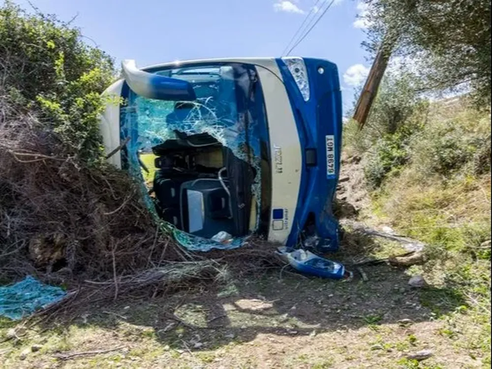 Imagen del autobús tras el accidente
