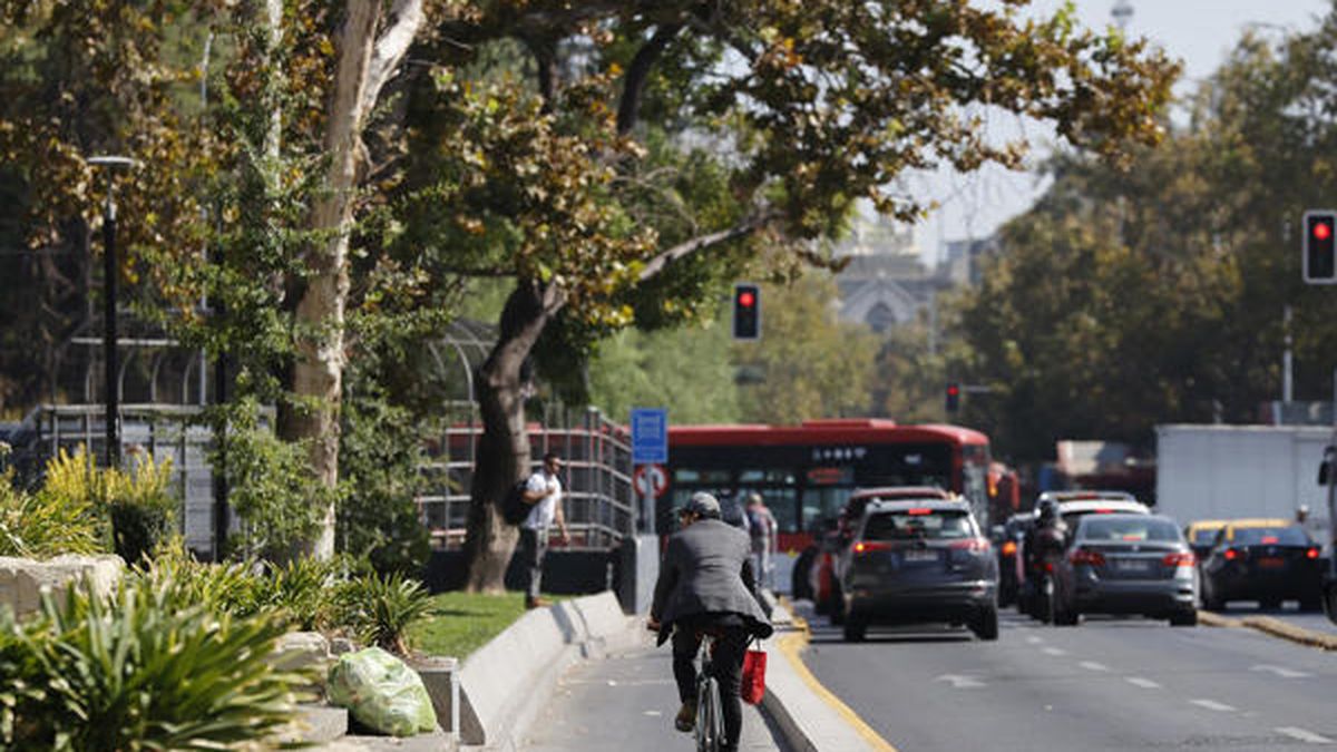 Gobierno de Chile suspende construcción de la mayor ciclovía del país: no es 