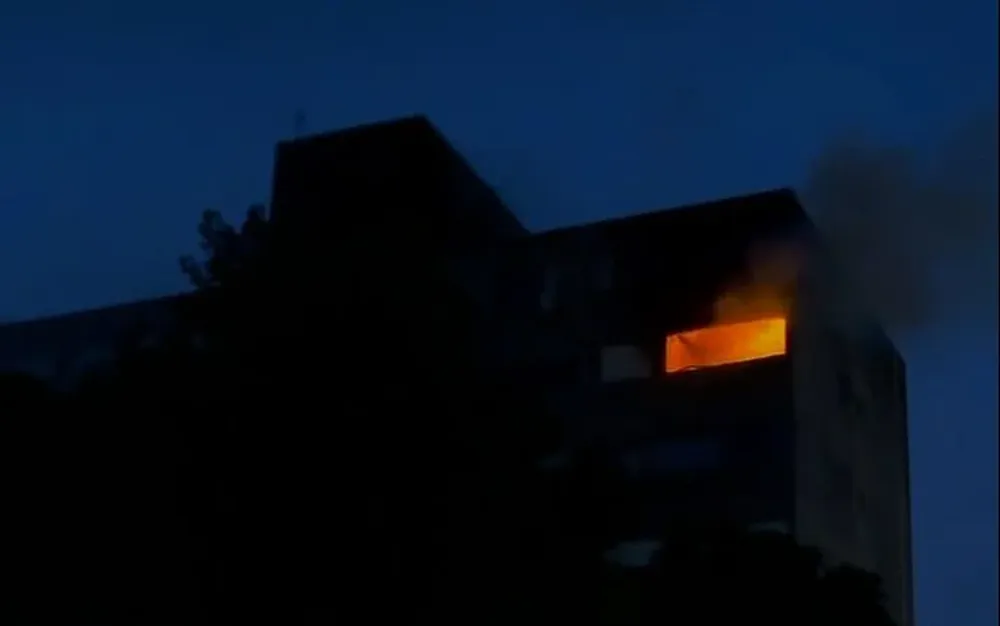 Incendio en edificio de apartamentos en Malvín Norte