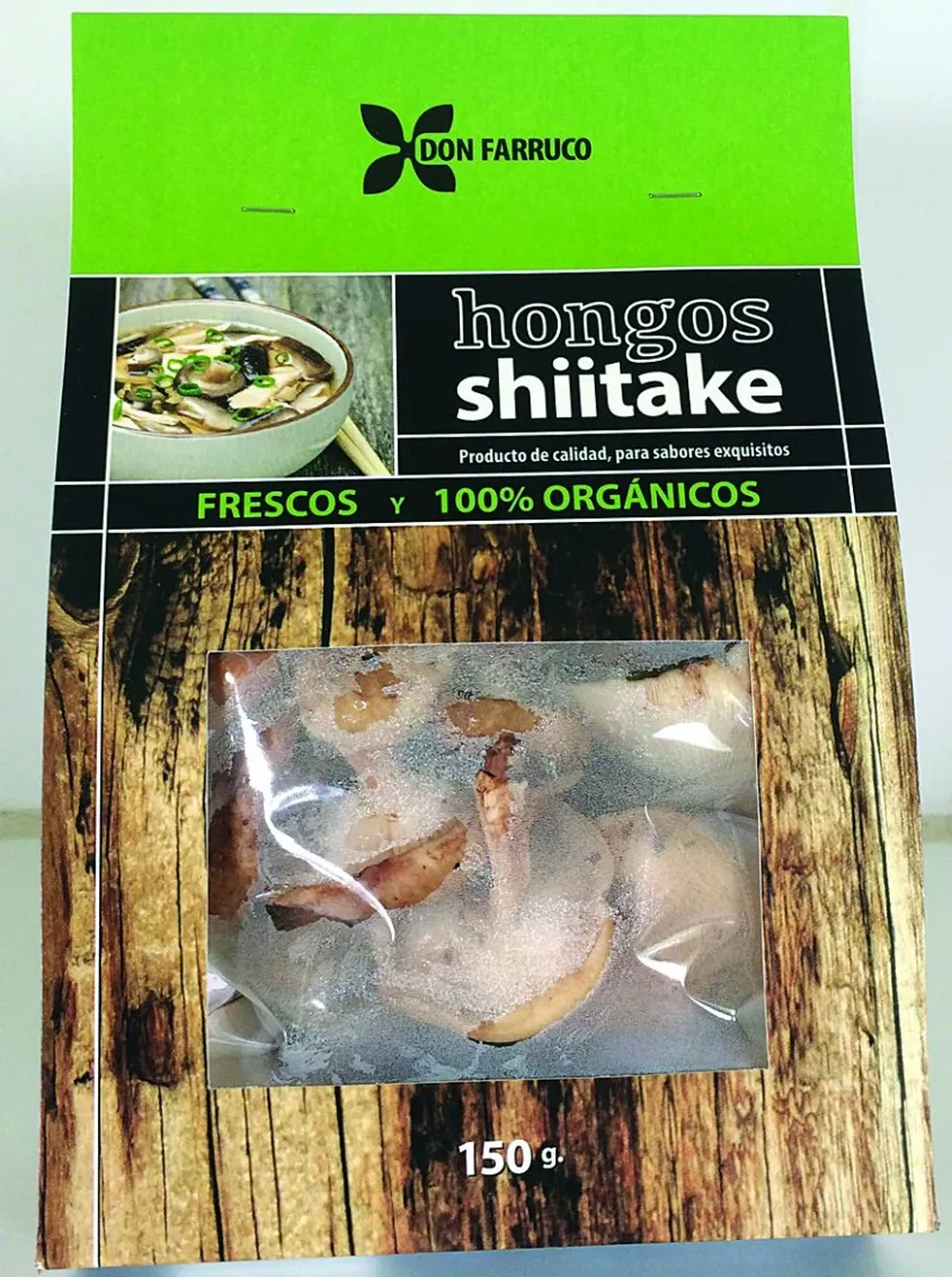 Alvaro Echevarría, Ana María Paredes, Zoé Costa.