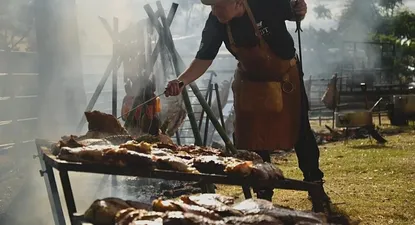 El campeonato lo organiza la AUA.