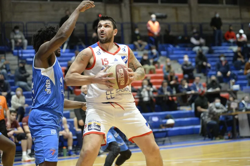 Posteado ante Hatila Passos, un gran duelo