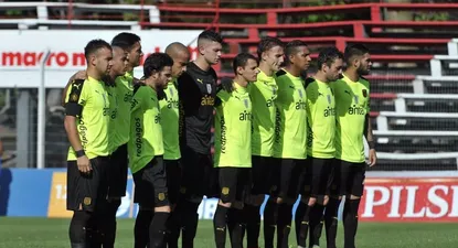 Homenaje a Chapecoense en el Saroldi
