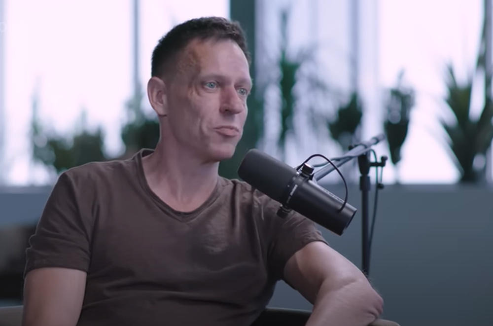 Peter Thiel en podcast NYT.png