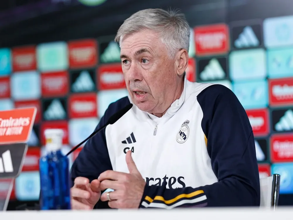 Ancelotti en rueda de prensa.