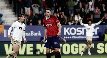 Budimir no puede creer el penal que pateó y ganó Valencia