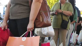 Confianza del consumidor volvió a bajar en marzo