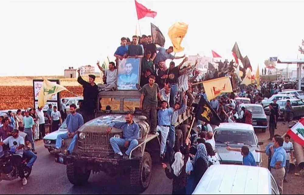 Seguidores de Hezbolá en el sur del Líbano pidiendo el fin de los ataques israelíes en la región.