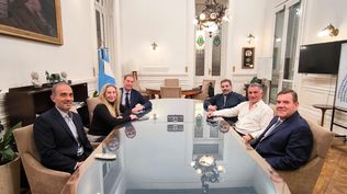 Karina Milei se inclina por Diego Santilli para encabezar la lista de LLA en Buenos Aires y busca convencer al presidente