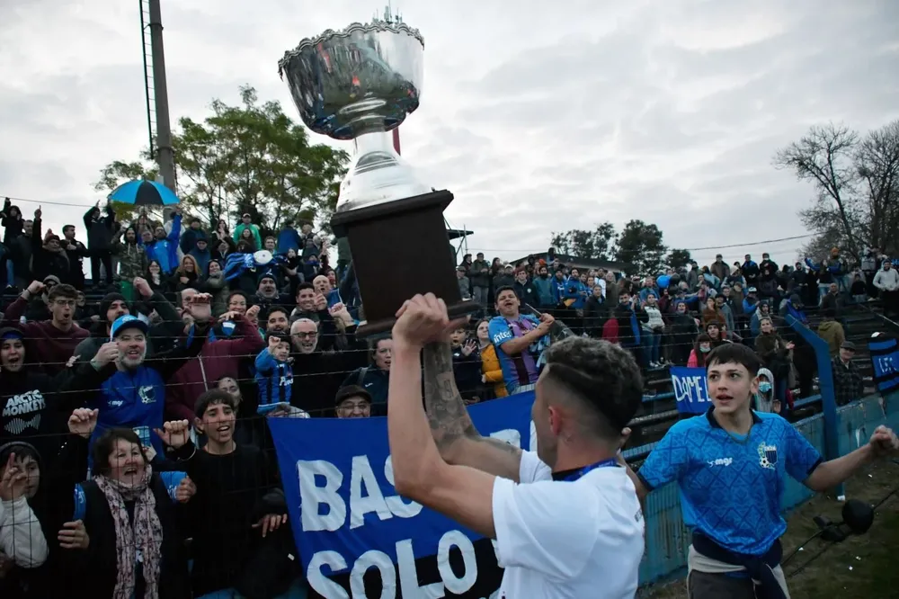 La copa con su gente, Liverpool de fiesta