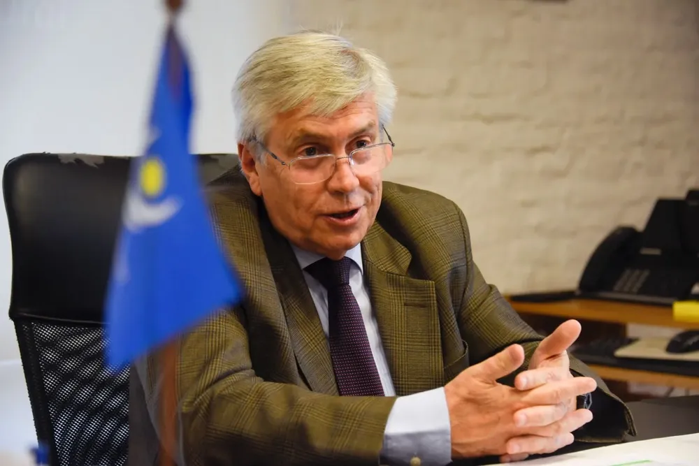 Tabaré Viera, ministro de Turismo