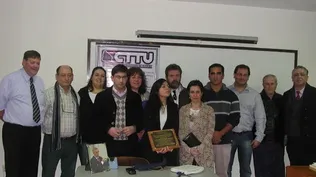 La directiva del CTTU junto a los hijos del rematador Lucas de Armas