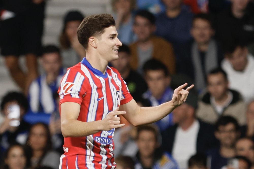 Atlético de Madrid se impone al descanso. Atlético de Madrid se impone al descanso.