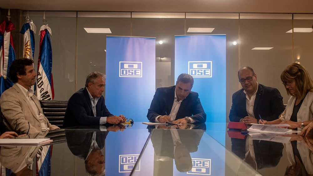 OSE firma con consorcio privado modificaciones al&nbsp; contrato del proyecto Neptuno