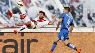 Velázquez hizo un gol, se lesionó y se baja de la selección