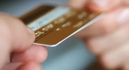 BCU advierte por llamadas telefónicas que solicitan datos sobre tarjetas de débito y crédito