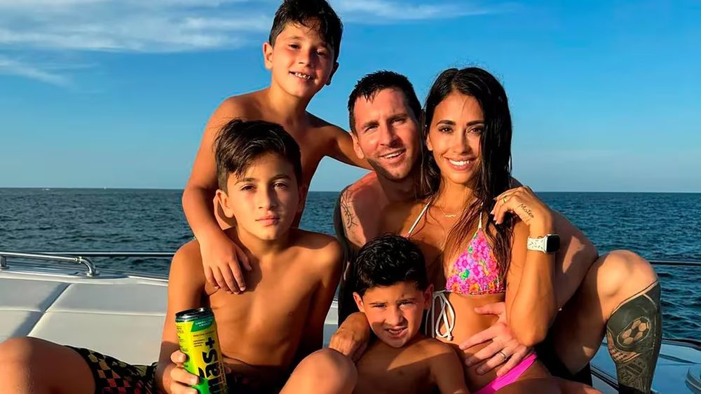 La familia Messi se embarcó por las costas de Miami. Instagram @antonelaroccuzzo
