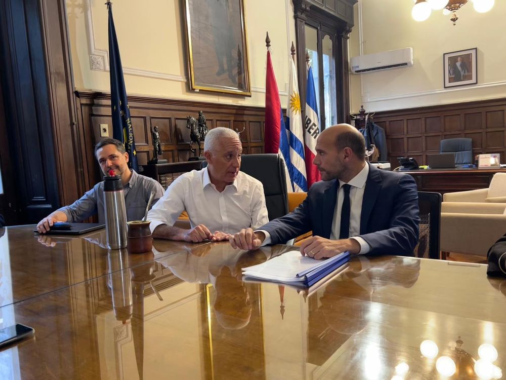 Martín Lema en reunión con Carlos Negro