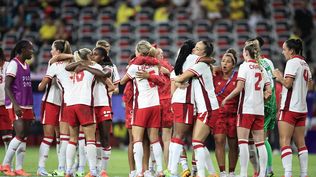 Las jugadoras de Canadá celebran el pasaje a cuartos de final en fútbol de los Juegos Olímpicos París 2024, tras vencer 1-0 a Colombia