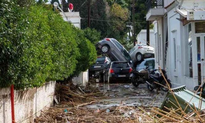 Varios muertos en Grecia tras el paso del temporal Bora