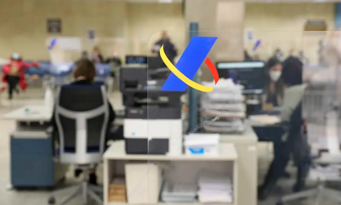 Hacienda retrasa un año la obligación de facturar con Verifactu.