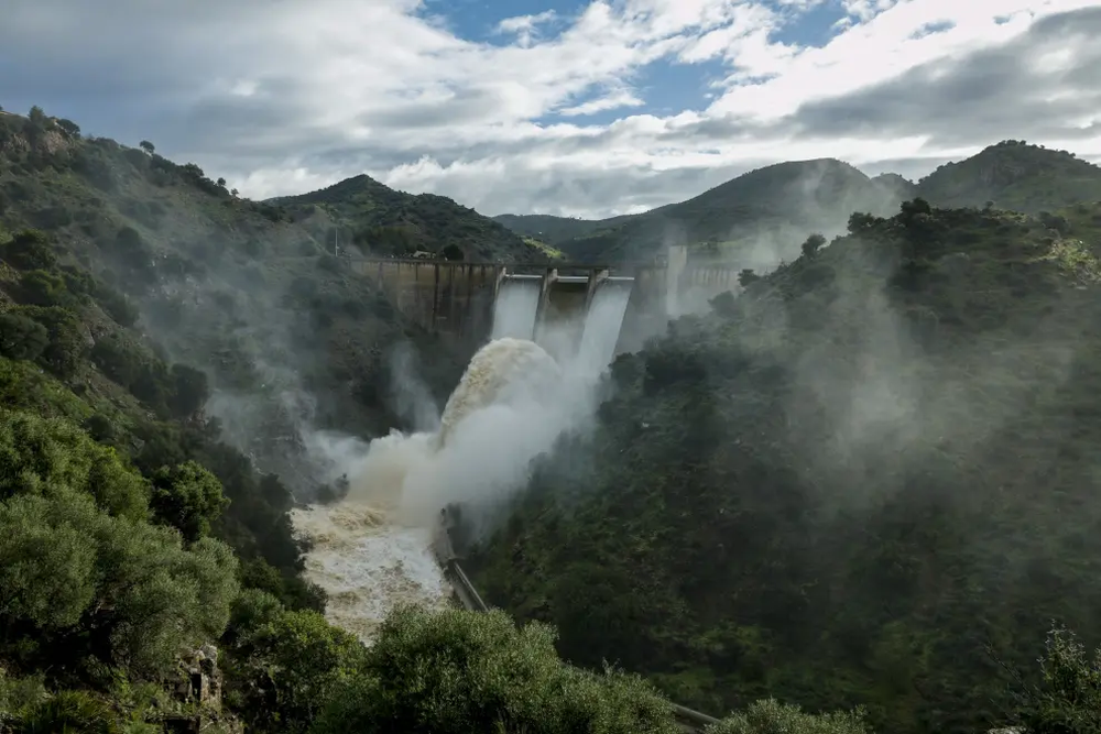 Baja el nivel del agua en el pantano del Calabazar