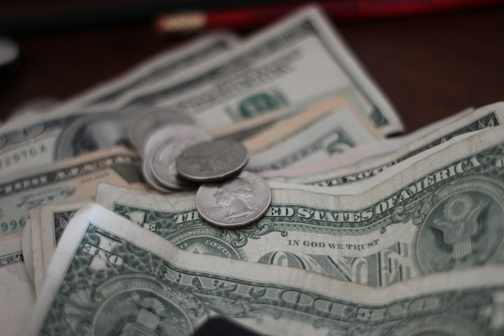 El salario mínimo en Florida se elevará a 12 dólares por hora  