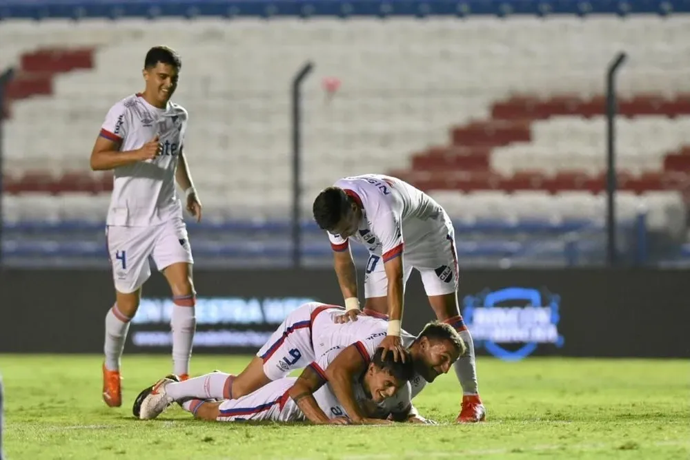Todos sobre Felipe Carballo, autor de los dos goles ante Defensor.