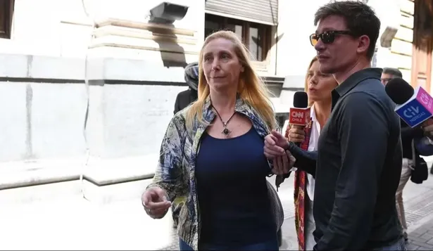 Karina Milei llegando a la convocatoria de la Justicia