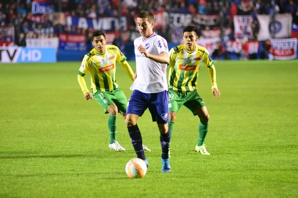 Carlos de Pena contra Oriente Petrolero
