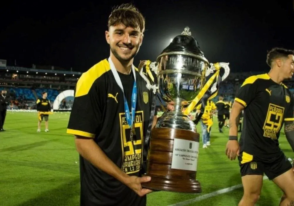 Ezequiel Busquets se lesionó en la práctica de Peñarol y tiene para al menos, tres semanas de recuperación