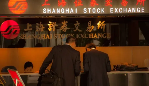 China lanza plan reformas económicas y se disparan sus valores bursátiles