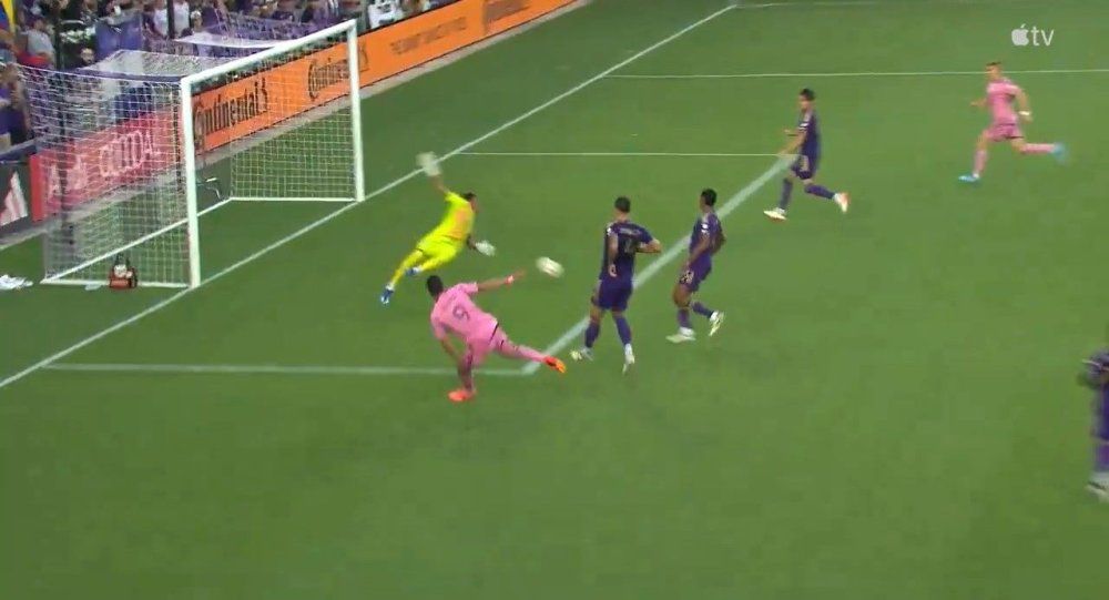 Pedro Gallese le atajó el tiro a Luis Suárez